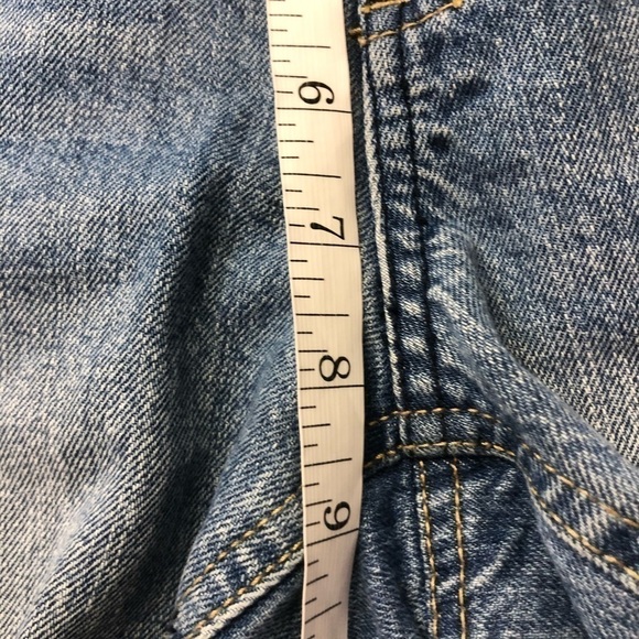 VERO Moda Relaxed Denim Jean Shorts, size 31 - Picture 9 of 10